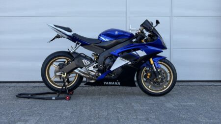 Yamaha YZF-R6 | RJ15 | Blauw | Aftermarket uitlaat | 3e eigenaar | 35kw