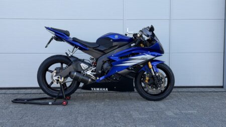 Yamaha YZF-R6 | RJ11 | Blauw | QuickShifter | Stuurdemper | Aftermarket uitlaat | 35kw