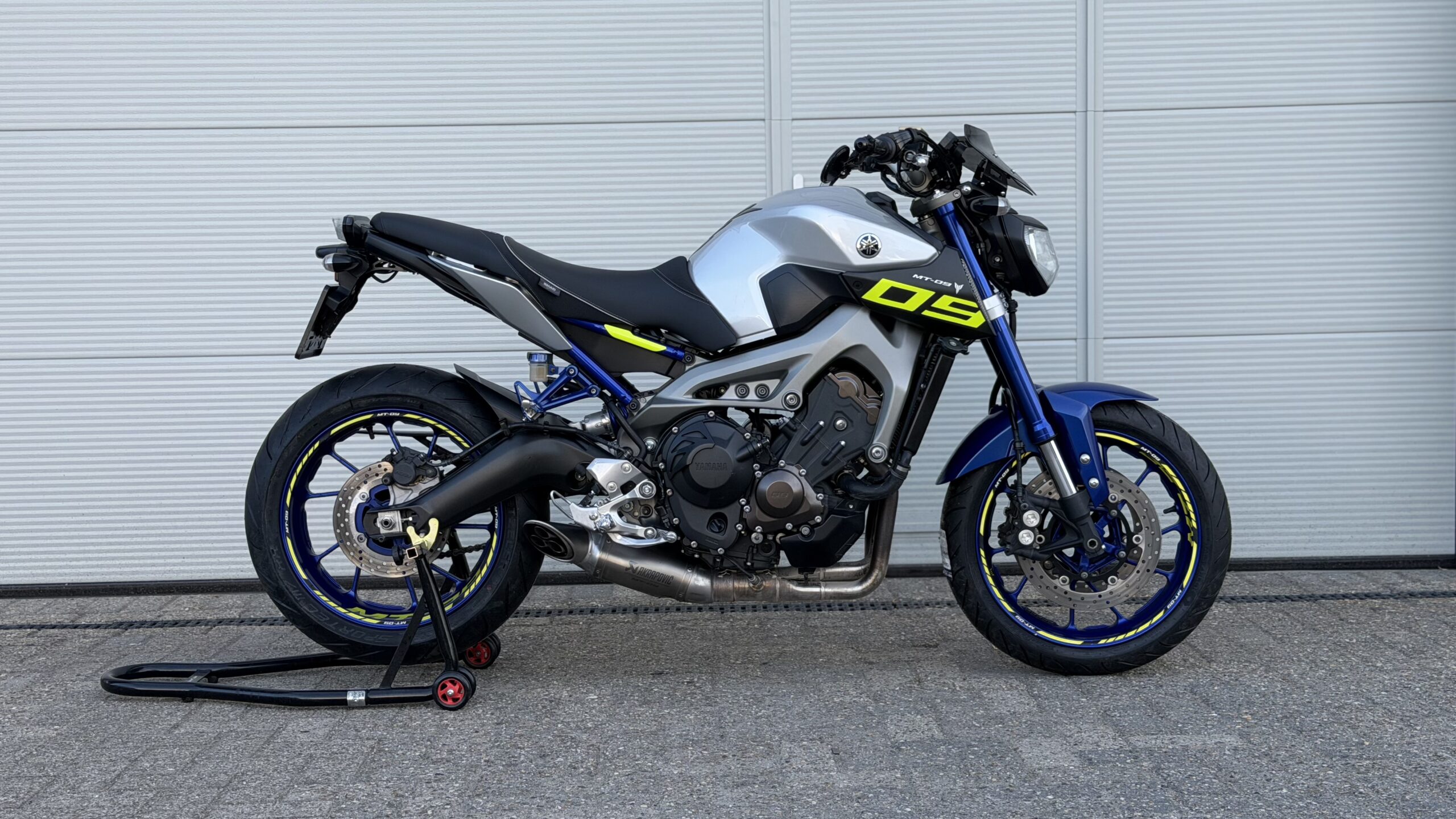 Yamaha MT-09 | RN29 | Lage KM! | Akrapovic | Garantie | 35kw Yamaha MT-09