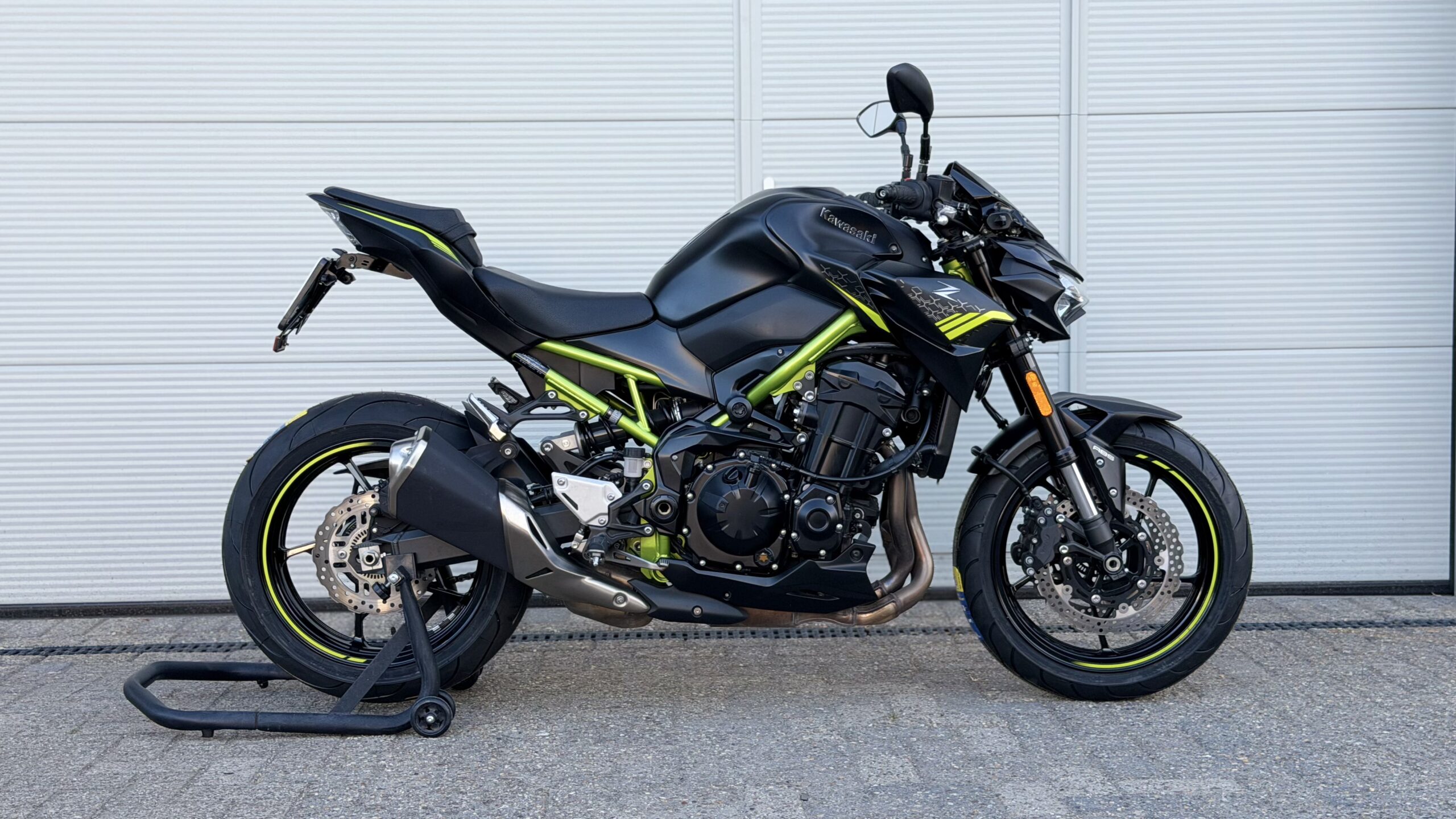Kawasaki Z900 | 2021 | Zwart/Groen | 6322 KM! | Garantie Kawasaki Z900